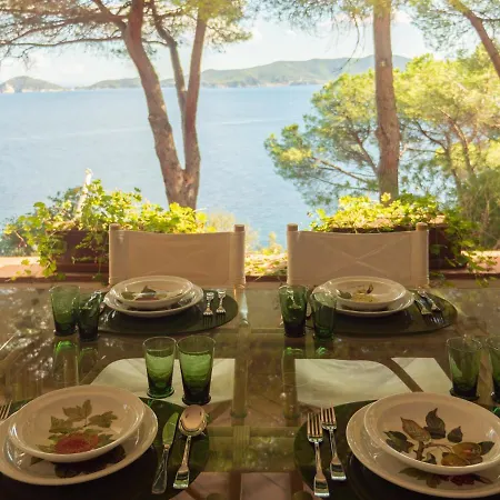 Villa LO SCHIOPPO vista mare-2